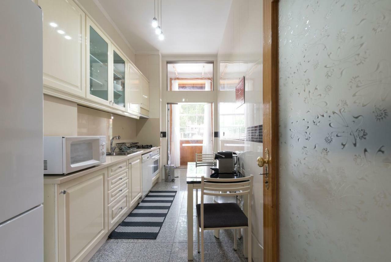 Lovelystay - The Porto Getaway W/ Free Parking Buitenkant foto