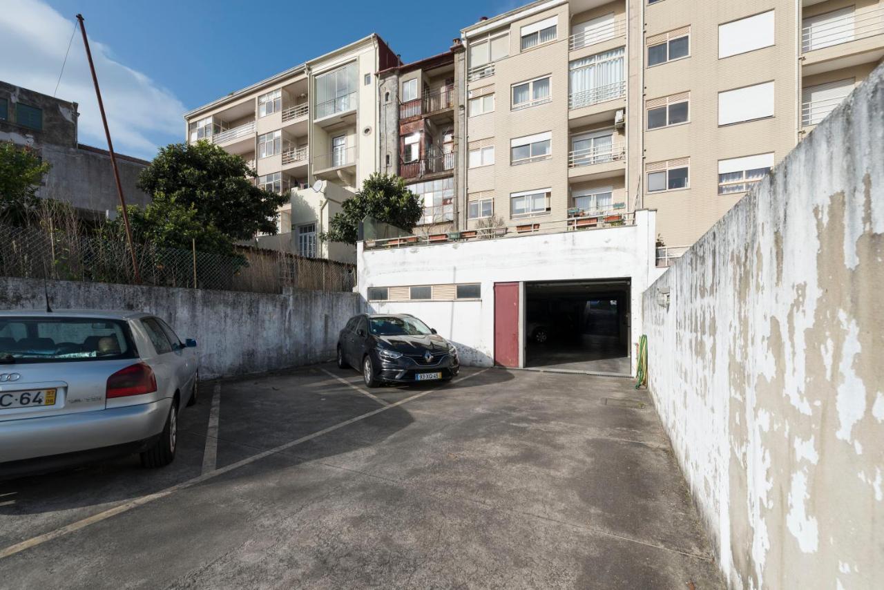 Lovelystay - The Porto Getaway W/ Free Parking Buitenkant foto